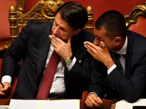 Italy's Five Star Movement threatens to abandon talks to form new government (Twitter)