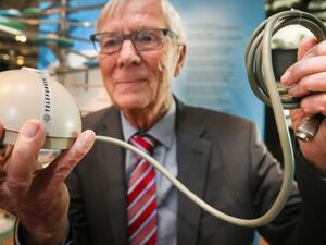 Rainer Mallebrein, inventor of the first computer mouse gives rare piece to Heinz Nixdorf Museum & Forum Museum in Germany. (AFP)