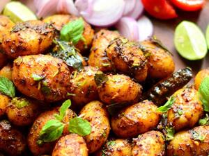 طبق مقبلات البطاطا الحرّة