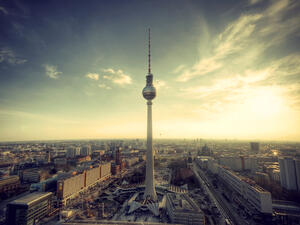 Panoramic view over Berlin (Shutterstock)	