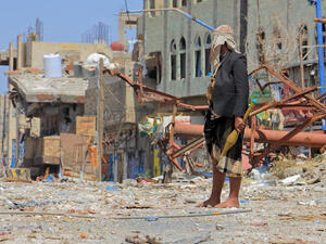 Yemeni soldier shoots Houthi militias, south of Yemen in the city of Taiz . (Shutterstock/ File Photo)