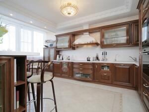  تُعتبر صودا الطعام جيِّدة في تحليل وتفكيك آثار الدهون والشحوم القديمة