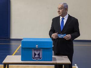 Israeli Prime Minister Benjamin Netanyahu casts his vote at a voting station in Jerusalem on September 17, 2019. Heidi Levine / POOL / AFP