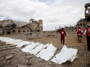 At least 100 people are killed and dozens wounded as airstrikes by Saudi-led coalition hit a detention center in Yemen (Twitter)
