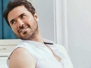 الفنان أحمد عز الفنان أحمد عز