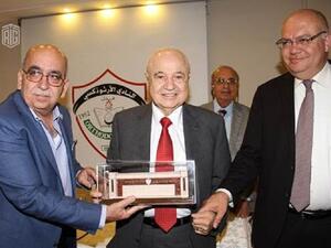 خلال الحدث