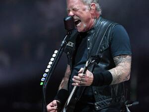 Metallica cancels tour after frontman James Hetfield enters rehab  (Twitter)