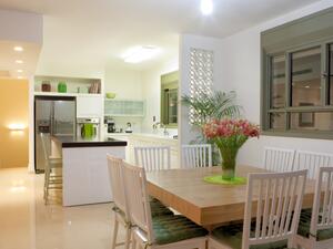 إنارة الثريات قابلة للتحكم في قوتها ففي المساحة يمكن تثبيت ثريا تحمل 20 لمبة إنارة الثريات قابلة للتحكم في قوتها ففي المساحة يمكن تثبيت ثريا تحمل 20 لمبة