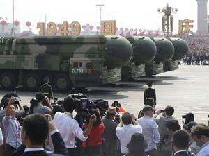 الصاروخ يصل مداه الأقصى إلى حوالي 14000 كيلومتر