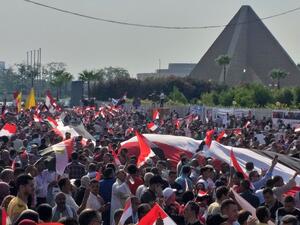 Supporters of Egyptian President Abdel Fattah al-Sisi rally near the Unknown Soldier Memorial in the eastern Nasr City district of Egypt's capital Cairo on September 27, 2019. (AFP/ File Photo)