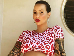 They Named the baby 'Slash Electric'