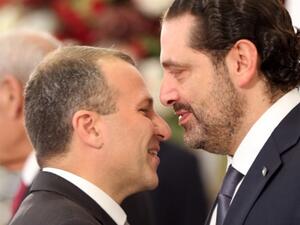  تشكيل حكومة لا وجود للسياسيين البارزين فيها.