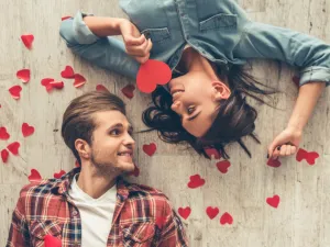 حاولي ألا تلومين شريككِ على الفور تقييم الموقف وتحديد الأخطاء أهم من اللوم