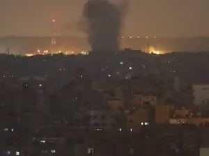 IDF launches fresh strikes in Gaza  (Twitter)