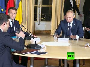  التزم الرئيس الاوكراني بتعزيز وقف اطلاق النار وإجراء الانتخابات في مقاطعتي دونيتسك ولوهانسك