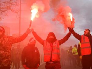 لا زالت الحكومة عازمة على تنفيذ هذا التعديل، رغم التحرك الذي يتوقع أن يدوم لمدة طويلة