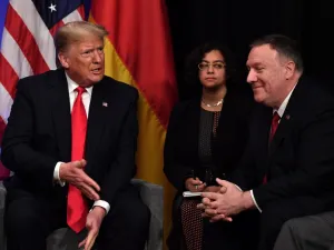 US President Donald Trump (L) speaks to US Secretary of State Mike Pompeo. (AFP/ File Photo)