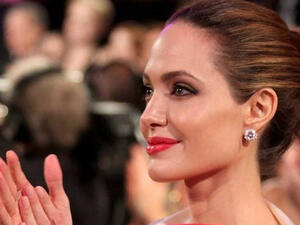 Fouz Alshatti looked very similar to actress Angelina Jolie