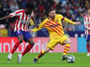 ميسي يتألق من جديد