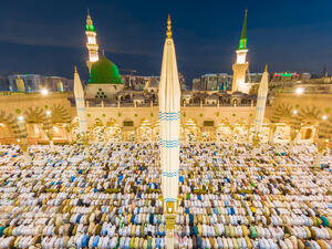 The mosque of the Prophet in Saudi Arabia (Shutterstock)	