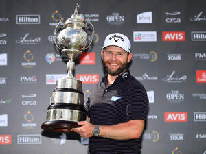 Grace with the South African Open trophy