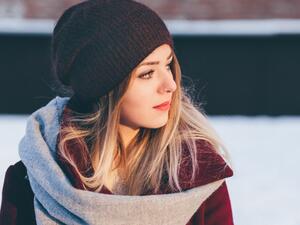 جميلة البوابة: احمي شعرك من التلوث في فصل الشتاء