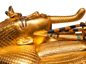 Isolated golden egyptian Tutankhamun's sarcophagus (Shutterstock)	