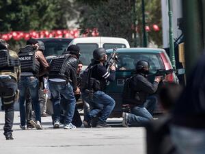 عناصر من الامن التونسي