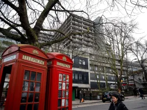 London (AFP)
