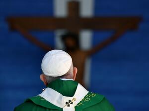 Pope Francis celebrates an outdoors mass during a visit to Bari, southern Italy, on February 23, 2020 to address a conference entitled "Mediterranean: Frontier of Peace" which sees the participation of some 60 Catholic bishops from 19 nations bordering the Mediterranean. Alberto PIZZOLI / AFP