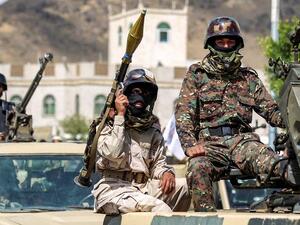 The Yemeni army forced the militants to flee and targeted Houthi reinforcements. (File/AFP)
