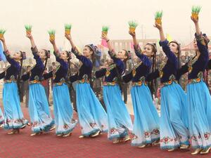 Girls dance to celebrate Noruz Festival  (Twitter)