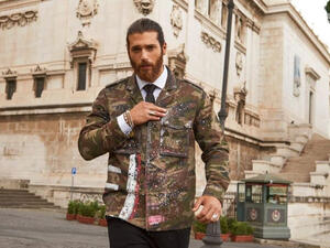 The anchor apologized to Can because she could not equip the studio properly (source: @canyaman Instagram)