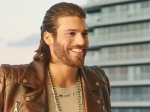 Yaman's participation in the show marks his first public appearance after he was summoned to military service (source: @canyaman Instagram)