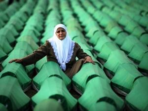 24 years ago more than 8,000 Bosnian muslim men, women and children were slaughtered (Twitter)