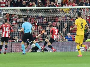 بلباو يصعق برشلونة