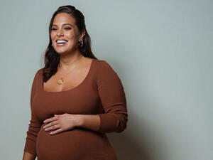 Ashley compared her pregnancy to a daily 'sci-film.'