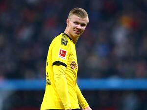 هالاند يسجل من جديد