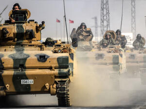 مدرعات تركية في الشمال السوري