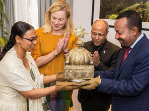 The Dutch government returned a stolen ceremonial crown to the Ethiopian government Thursday (Twitter)