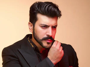 In the video Almarzoug was bragging about his mask (source: @essa_almarzoug Instagram)