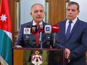 Jordan Health Minister Saad Jaber (Right) and Minister of State for Media Amjad Adaileh announce 7 new coronavirus cases confirmed in the Kingdom, Sunday (Credit: Petra photo)