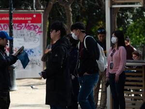  حكومات مختلف دول العالم، من الصين إلى جمهورية التشيك وفنزويلا، وجّهت لمواطنيها بعدم مغادرة منازلهم