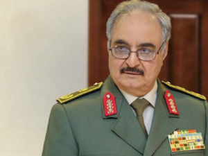  قائد "الجيش الوطني الليبي"، خليفة حفتر
