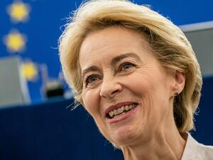 Ursula von der Leyen (Twitter)