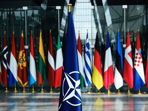 NATO (Shutterstock)