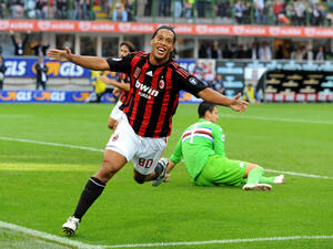 Ronaldinho and his brother, Roberto Assis have been in prison since March 6 after they were caught entering the South American nation with a fake passport. (shutterstock)