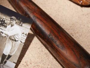 Lou Gehrig’s ‘Bat Zero (Twitter)