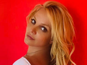 Britney Spears Twirls in Her Sports Bra and Lip Syncs to George Michael.. Video