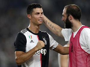 هيغواين ورونالدو